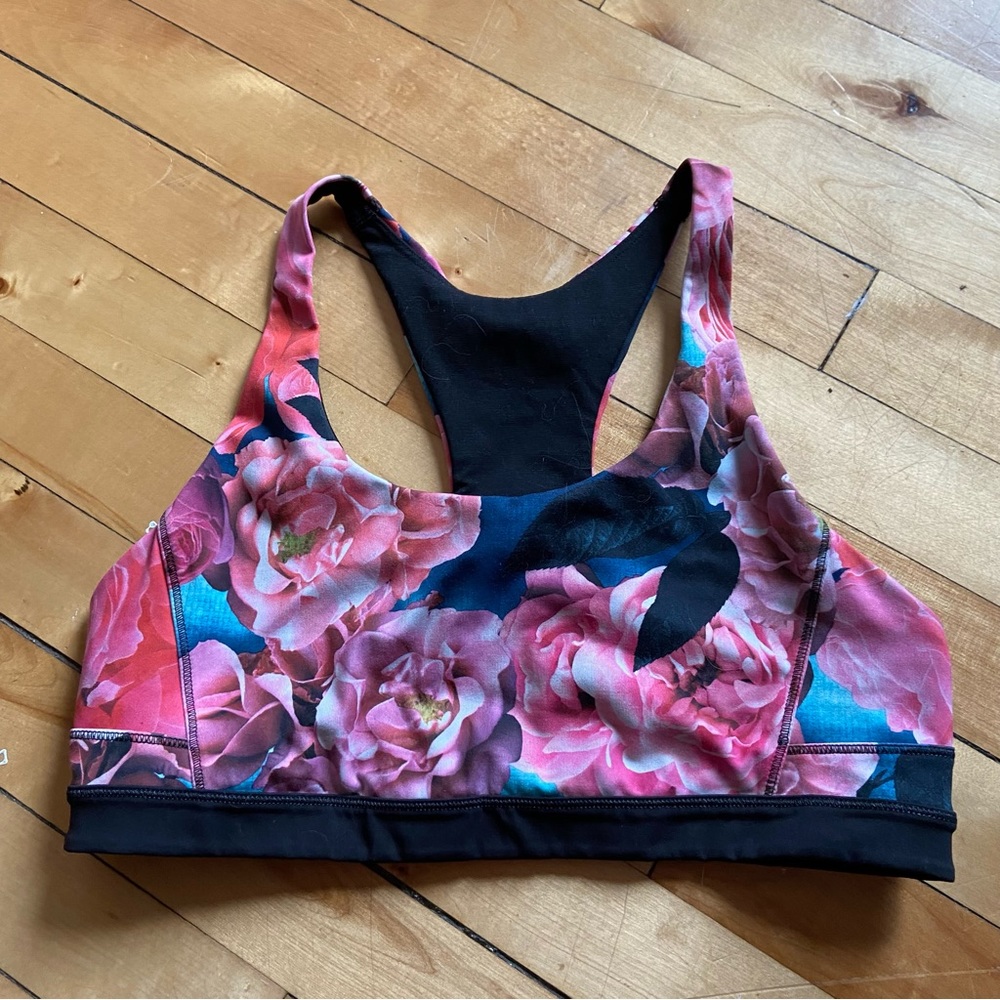 Lululemon Top Speed garden bras